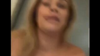 Paige VanZant Butthole Bath OnlyFans Livestream Leaked